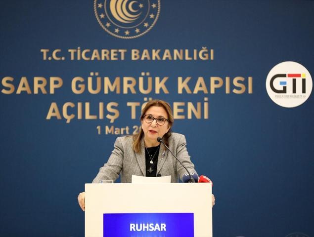 Modernize edilen Sarp Sınır Kapısı yeni yüzüyle hizmete girdi