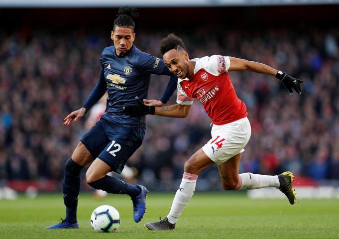 İngilterede bir saldırı da Manchester Unitedlı Chris Smallinge