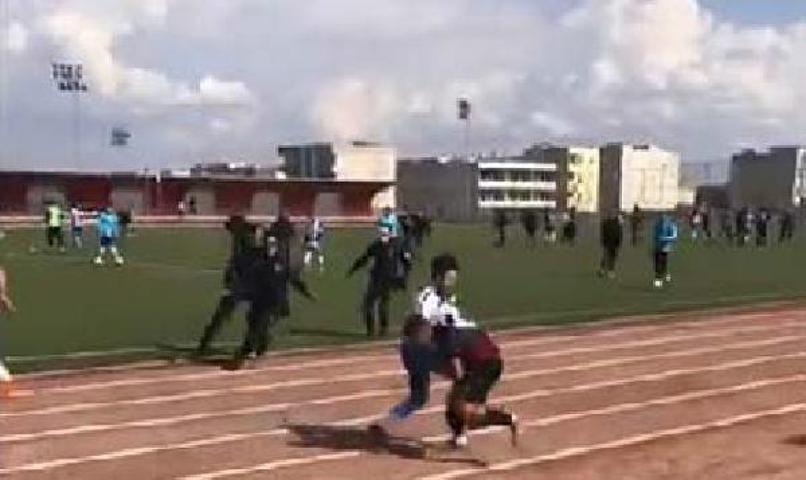 Amatör küme maçında saha karıştı: 3 yaralı 9 kırmızı kart