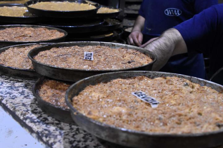 Konyada ramazanın vazgeçilmez lezzeti; tahinli pide
