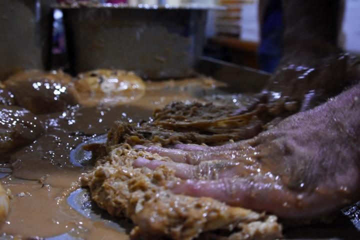 Konyada ramazanın vazgeçilmez lezzeti; tahinli pide