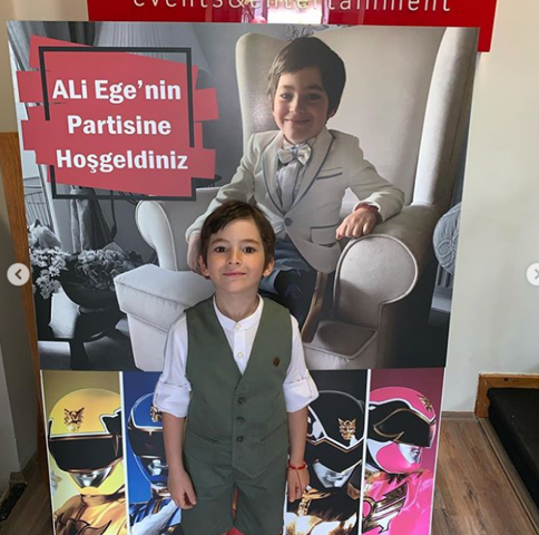Ali Ağaoğlu ve Petek Ertüre oğulları için bir araya geldi