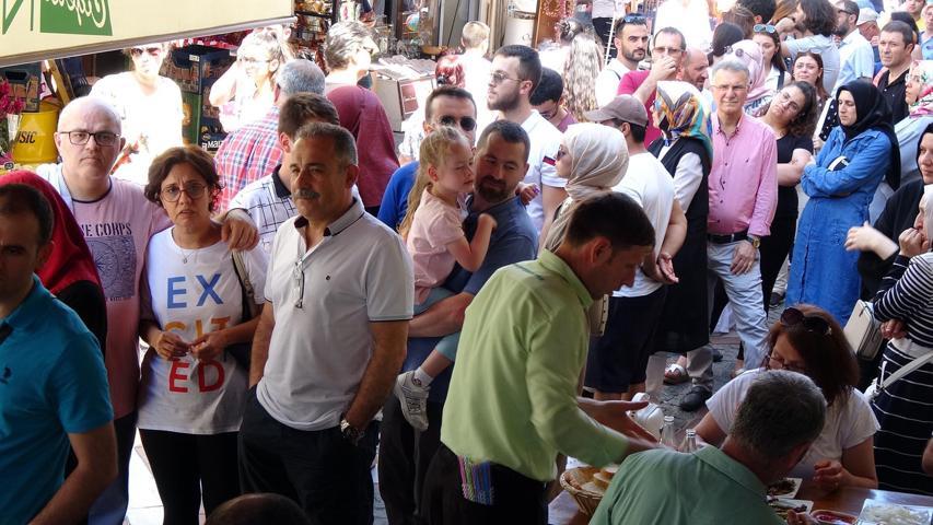 Bayramda tatilci akınına uğrayan Edirnede 3 ton ciğer tüketildi