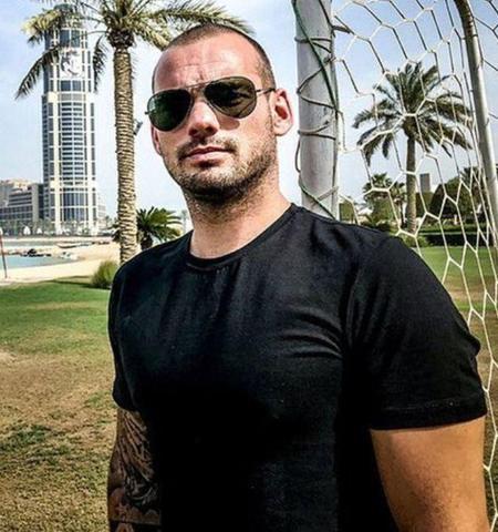 Wesley Sneijder, eşi Yolanthe Cabau ile anlaştı: Dokuz yıla 15 milyon euro ödeyecek