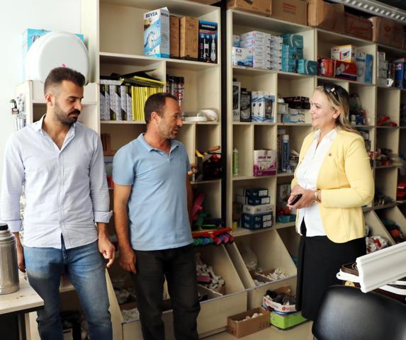 Vanın ilk ve tek ödüllü kadın muhtarı