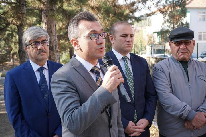 Şehit öğretmen Şenay Aybüke Yalçın kabri başında anıldı