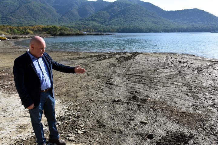 Denizin ortasında adacıklar oluştu