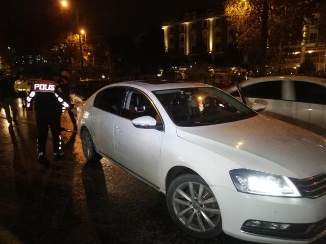 Araçlar didik didik arandı İstanbulda hava destekli denetim