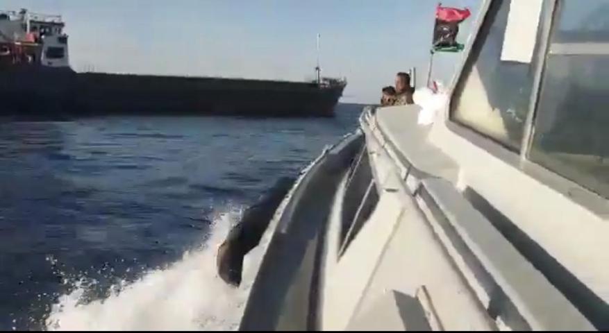Libyada alıkonulan Türk gemiciler yaşadıklarını anlattı
