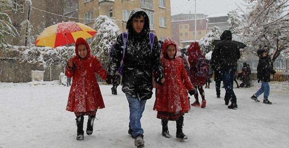 Eğitime kar engeli 13 Şubat 2020de okulların tatil olduğu iller