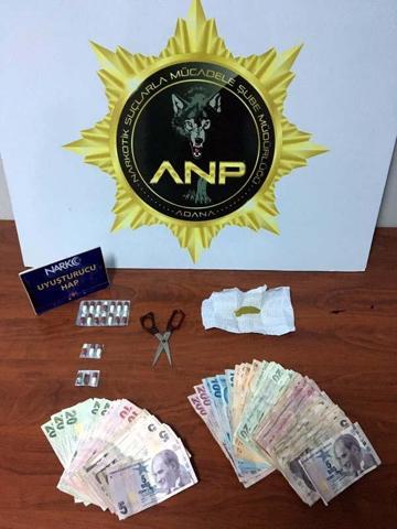 Şalvarında sakladığı yeşil reçeteyle alınan ilaçları satarken yakalandı