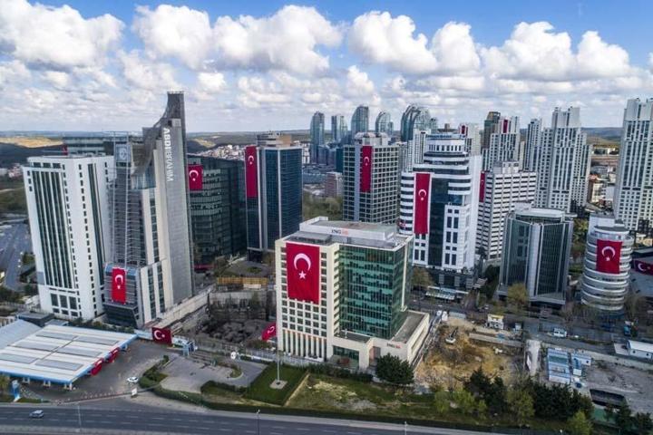 İstanbulda 23 Nisan coşkusu