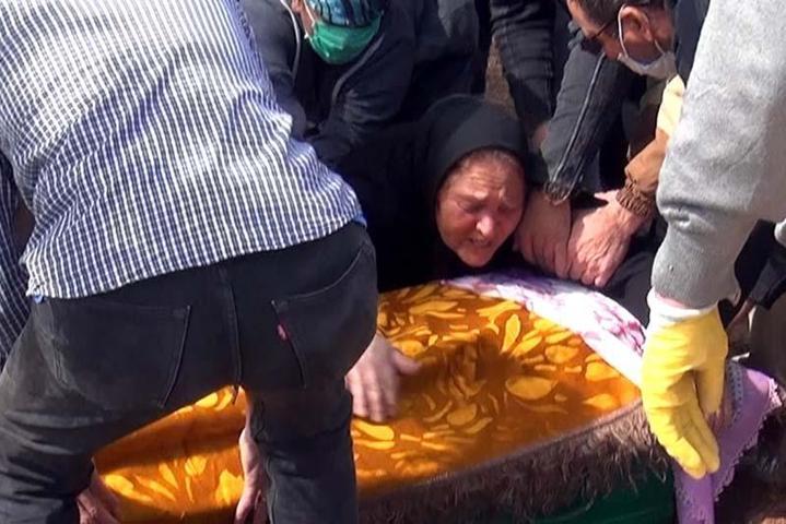Milli boksörün öldürdüğü Zeynep, gözyaşları ile toprağa verildi