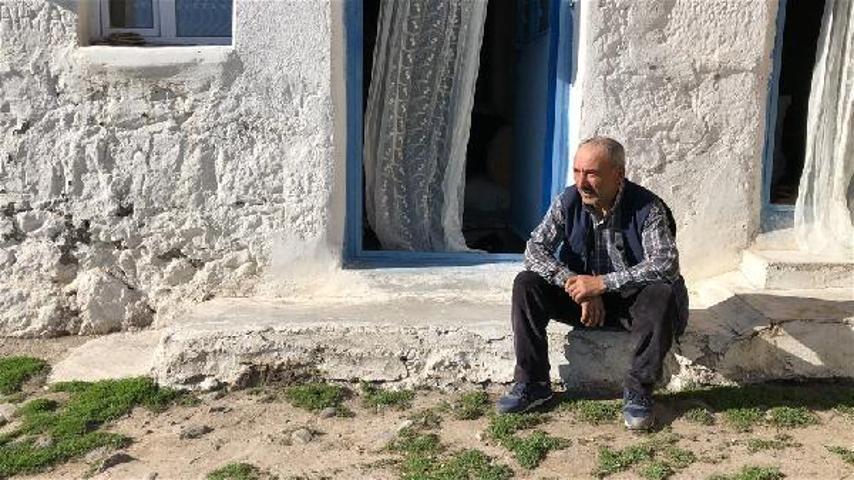 Gök taşını izlerken rahatsızlandı