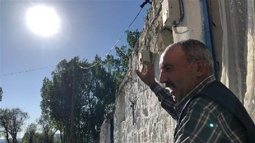 Gök taşını izlerken rahatsızlandı