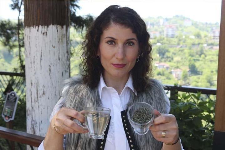 Şifa deposu beyaz çay kilosu 4 bin 500 TLden satılıyor