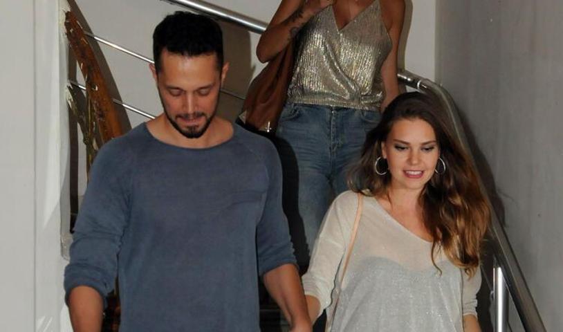 Kerem Tunçerinin Aslı Enver ısrarı