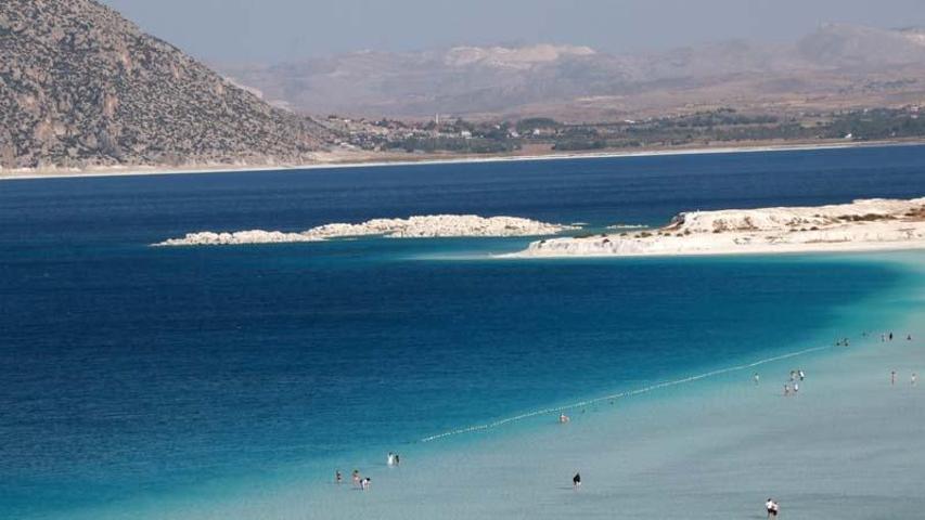 Salda Gölü ile ilgili yeni gelişme Vali açıkladı