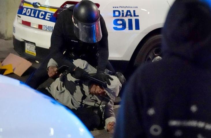 ABDde protestolar sürüyor: Ulusal Muhafız Birlikleri gönderiliyor