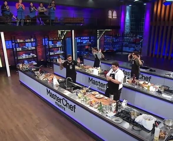MasterChefte Emir ile Barbaros birbirine girdi