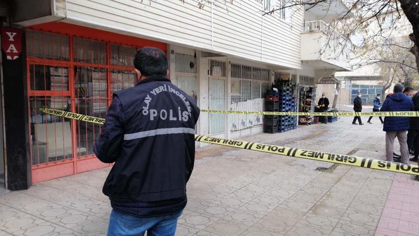 Mermiyi matkapla delmek isterken yaralandılar