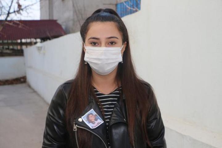 Tokatta başına isabet eden mermiyle ölen Büşra toprağa verildi