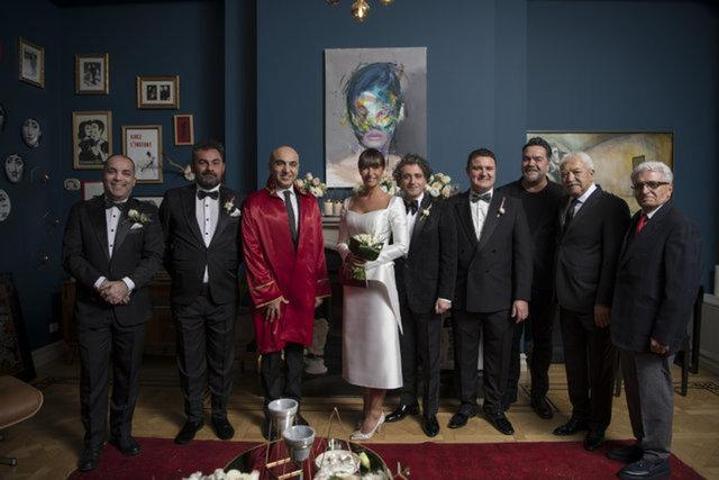 Hazer Amaniden boşanma sonrasında manidar dövme