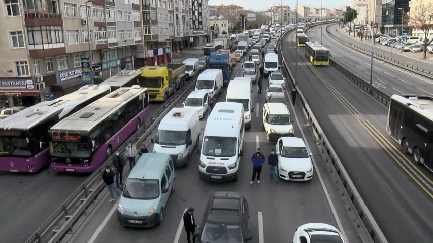 Kısıtlamaya rağmen D-100de şaşırtan trafik