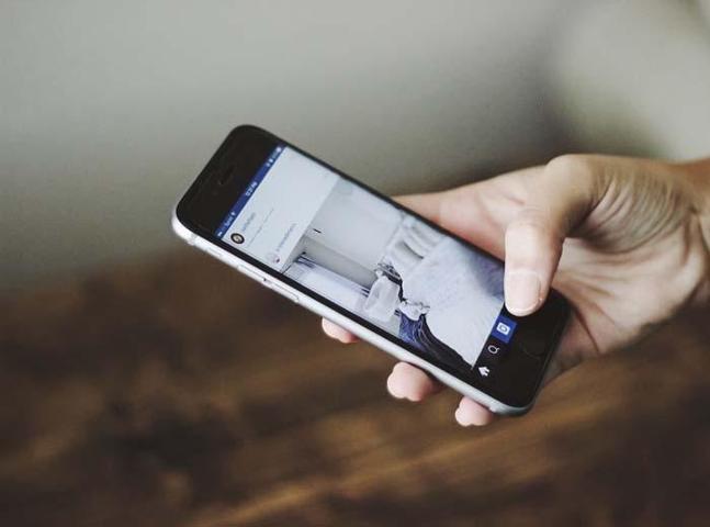 Cep telefonunu sakın böyle kullanmayın Bakın hangi hastalığı tetikliyor