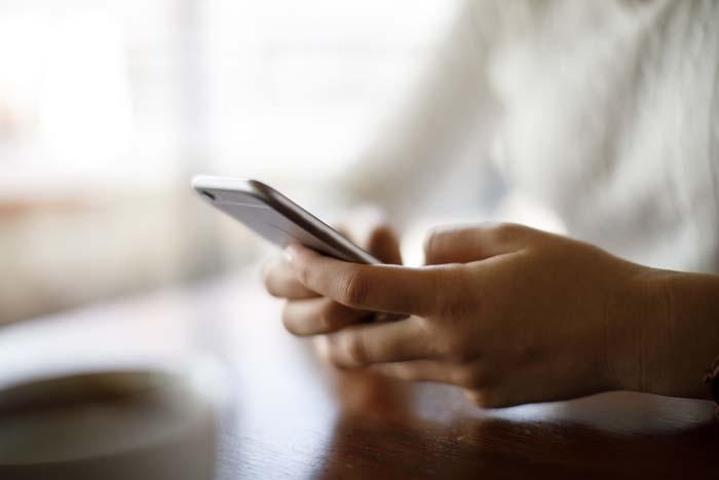 Cep telefonunu sakın böyle kullanmayın Bakın hangi hastalığı tetikliyor