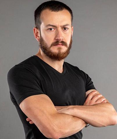 Survivor Reşat duygusal anlar yaşadı İşte ilginç hayat hikayesi