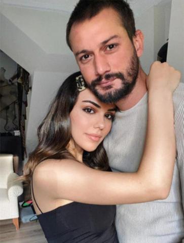 Burak Serdar Şanal ile Özgü Kaya ayrıldı mı