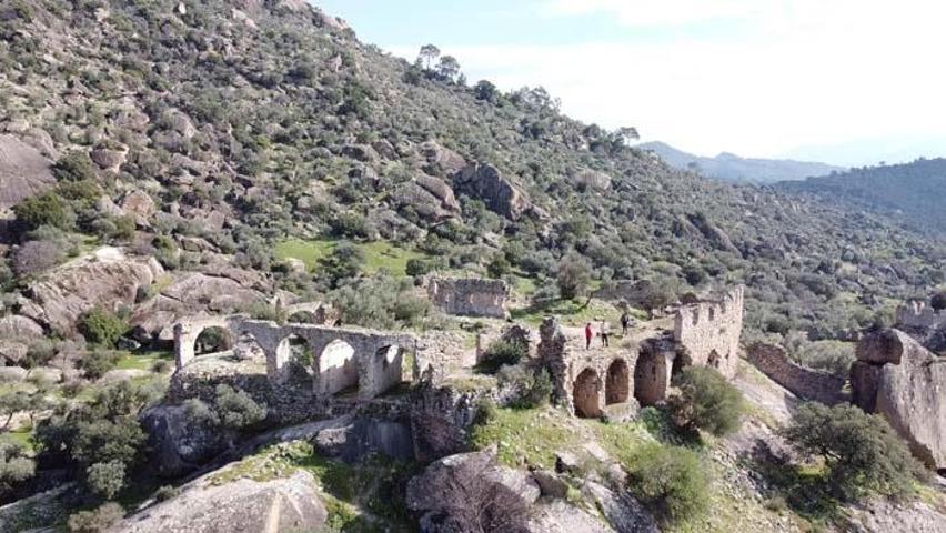 Bafa Gölü, doğaseverleri cezbediyor