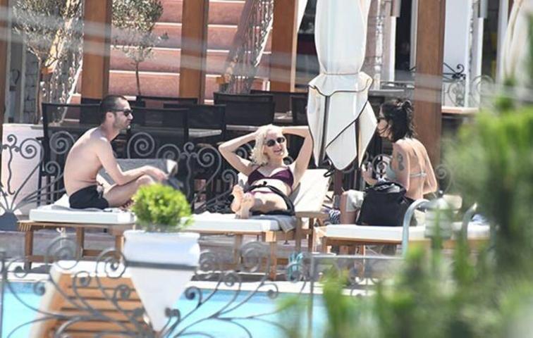 Didem Soydanın bikini alarmı Görüntülenmekten kurtulamadı