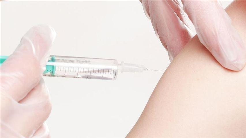 Brüksel mahkemesi, AstraZenecanın 27 Eylüle kadar ABye 50 milyon doz aşı sağlamasına hükmetti