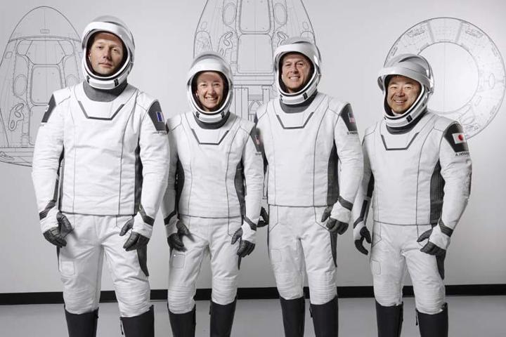 Son dakika... NASA astronotları görevde: Uzay yürüyüşü başladı