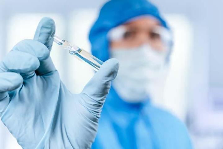 Uzmanından kalp ve tansiyon hastalarında Kovid-19 aşılamasına ilişkin açıklamalar