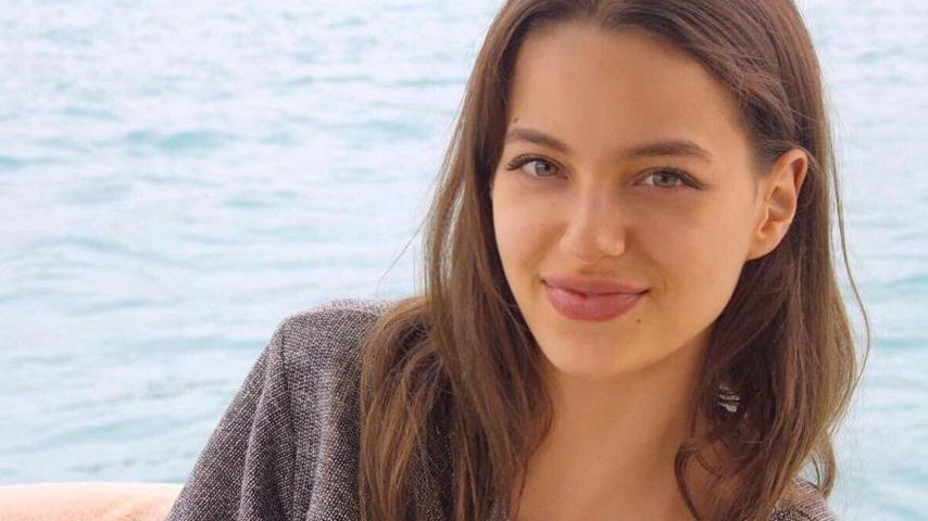 Leyla Tanlar 10 ay sonra sosyal medyaya döndü