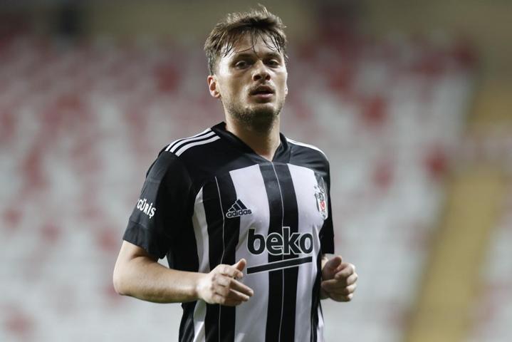 Son dakika... Beşiktaşlı Adem Ljajic Galatasaraya önerildi