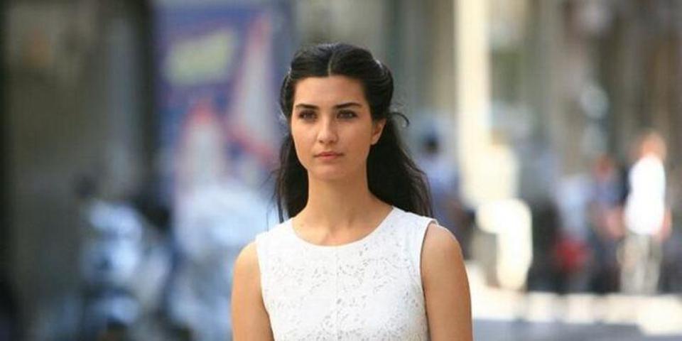 Tuba Büyüküstünden makyajsız paylaşım