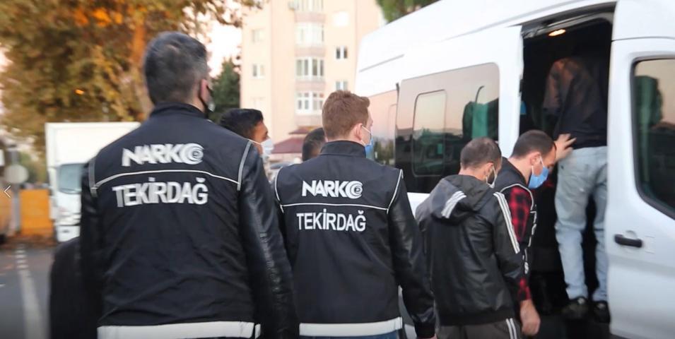 Torbacı operasyonlarında 18 tutuklama
