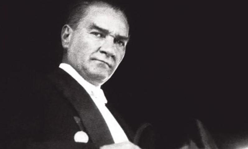 29 EKİM CUMHURİYET BAYRAMI MESAJLARI VE RESMİ Anlamlı Cumhuriyet Bayramı sözleri ve mesajı 2024