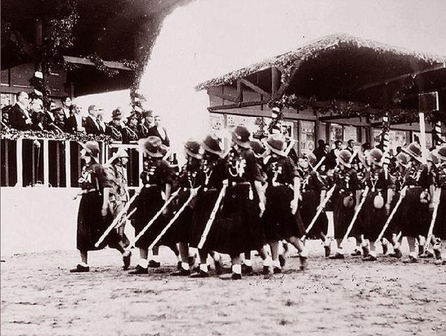 29 Ekim ile ilgili görseller Cumhuriyet bayramı kutlama mesajları, story (hikaye) Hiç bilinmeyen En güzel Atatürk resmi Cumhuriyeti biz böyle kazandık sözleri ve marşları