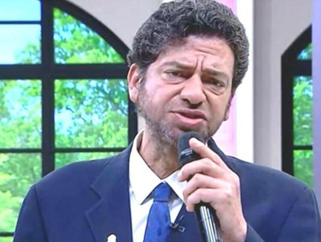 Hakan Taşıyan hastanede 7 ay tedavi gördü: Organ nakliyle hayata döndüm