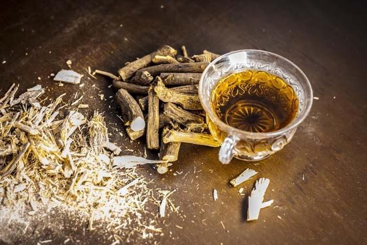 Mide yanması ve ekşimesini anında geçiren yöntem