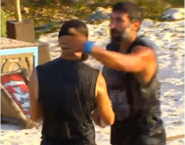 Survivorda Hikmet ve Atakan arasında yükselen tansiyon dikkat çekti