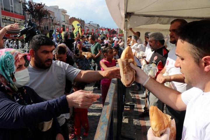 Edirnede ciğer festivali Hem yediler hem ağladılar