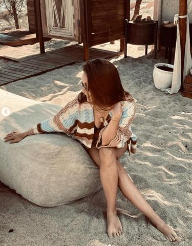 Damla Sönmez tatil sezonunu açtı