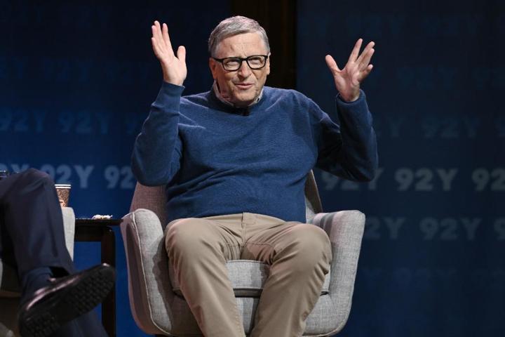 Bill Gates, soru cevap etkinliğinde hakkındaki iddiaları yanıtladı... Yeni aşı için tarih verdi