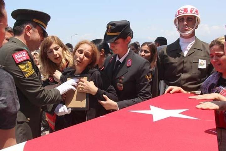 Piyade Uzman Çavuş Kapılay, son yolcuğuna uğurlandı
